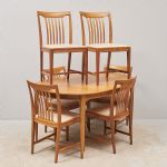 1621 8277 DINING ROOM SET